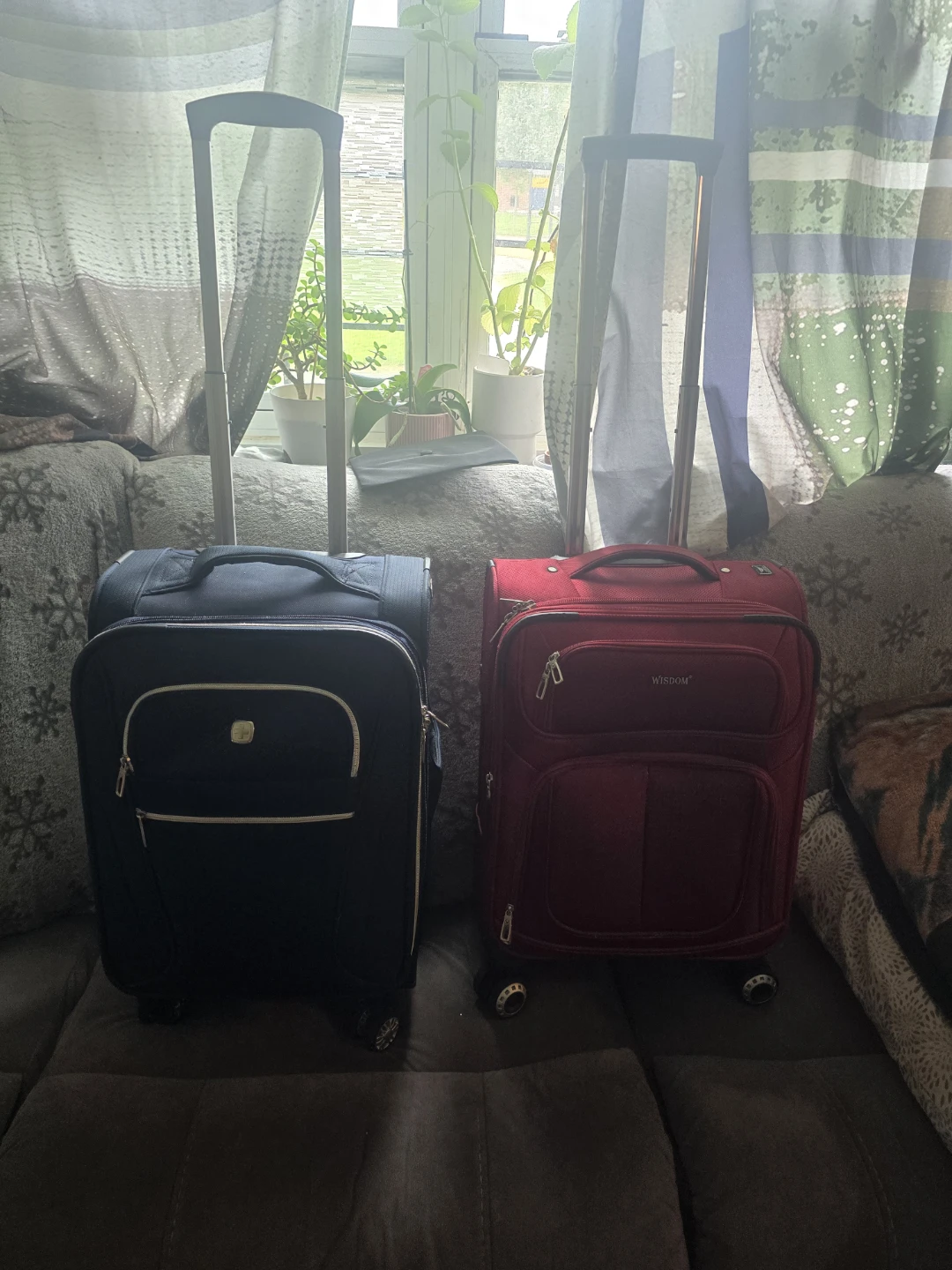 WISDOM Red Rolling Carry-On Suitcase - photo 3