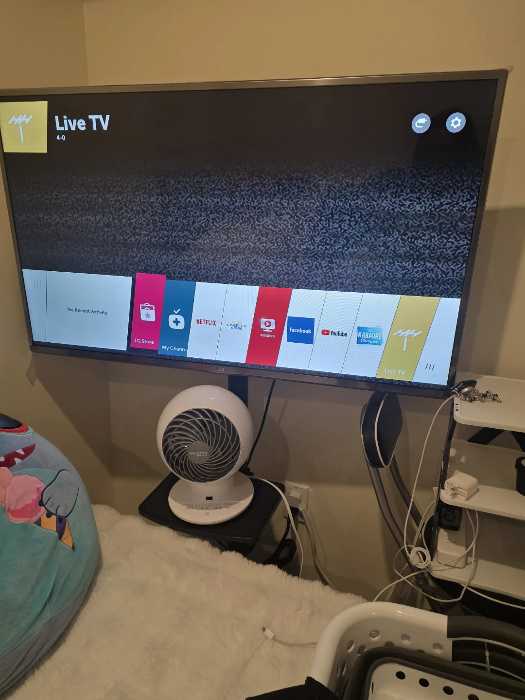 LG Television 32 inch - photo 3