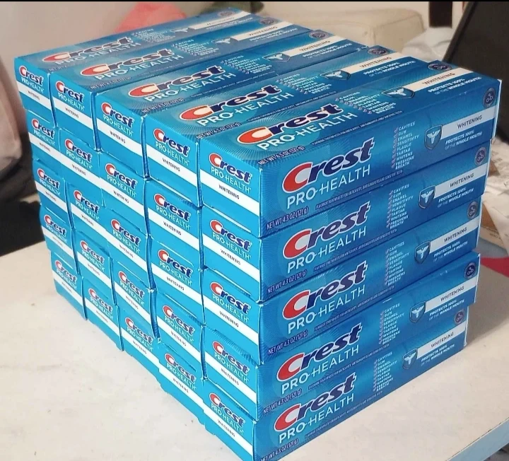Crest Pro Health Whitening Toothpaste - 20 units