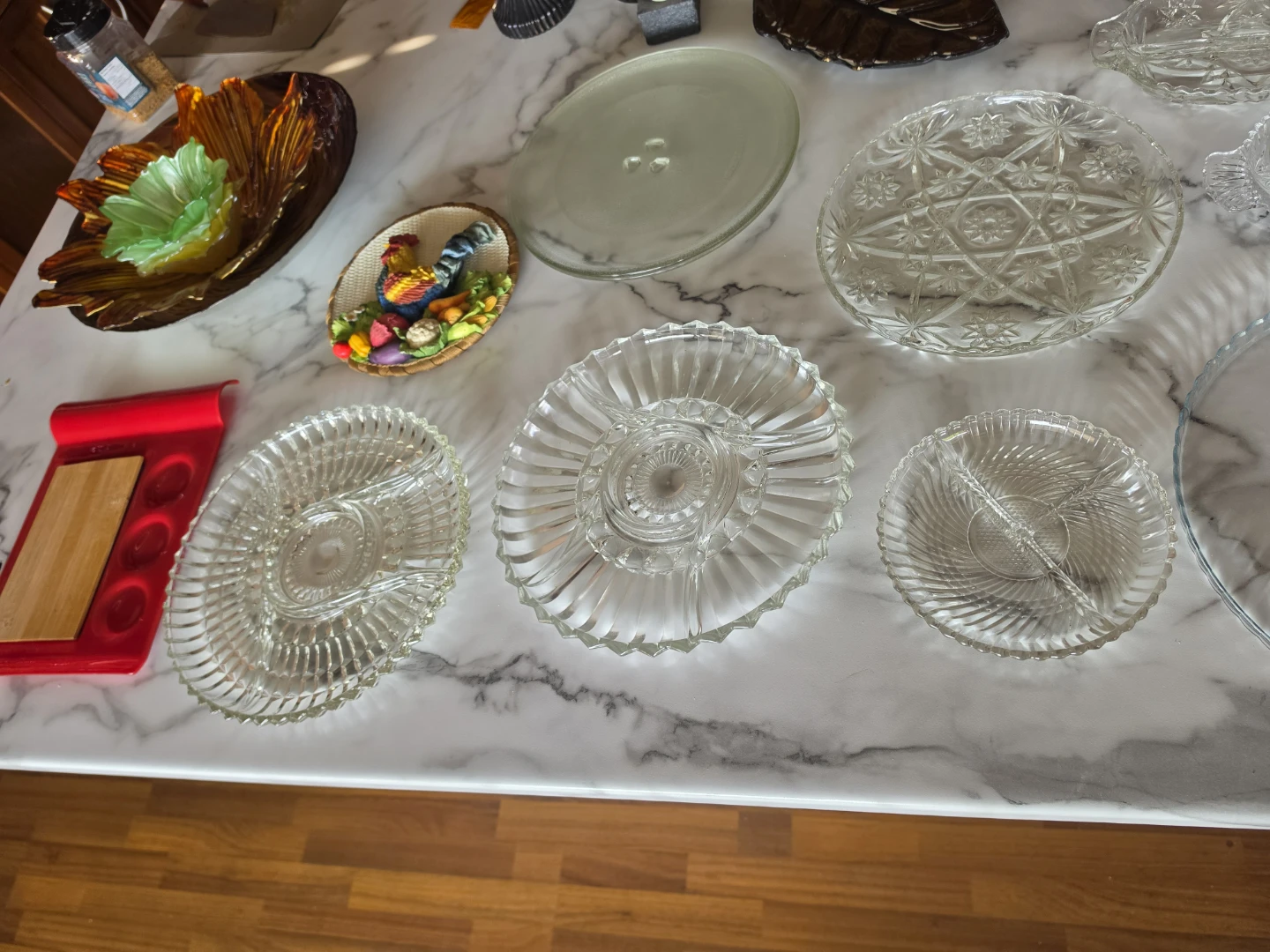 Huge Kitchen Lot: Glassware..... - photo 4