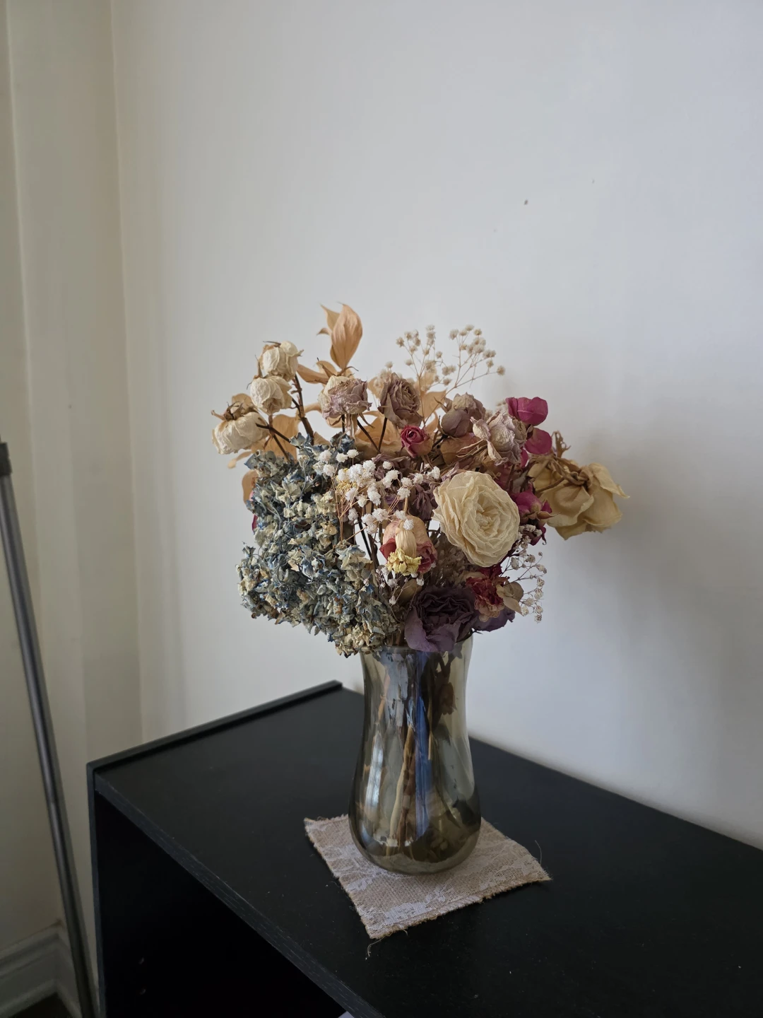 Dried Flower Arrangement in Glass Vase - photo 4