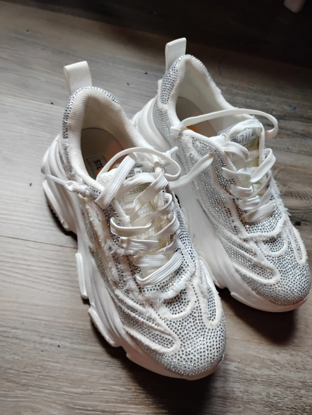 Steve Madden White Rhinestone Chunky Sneakers Size 7