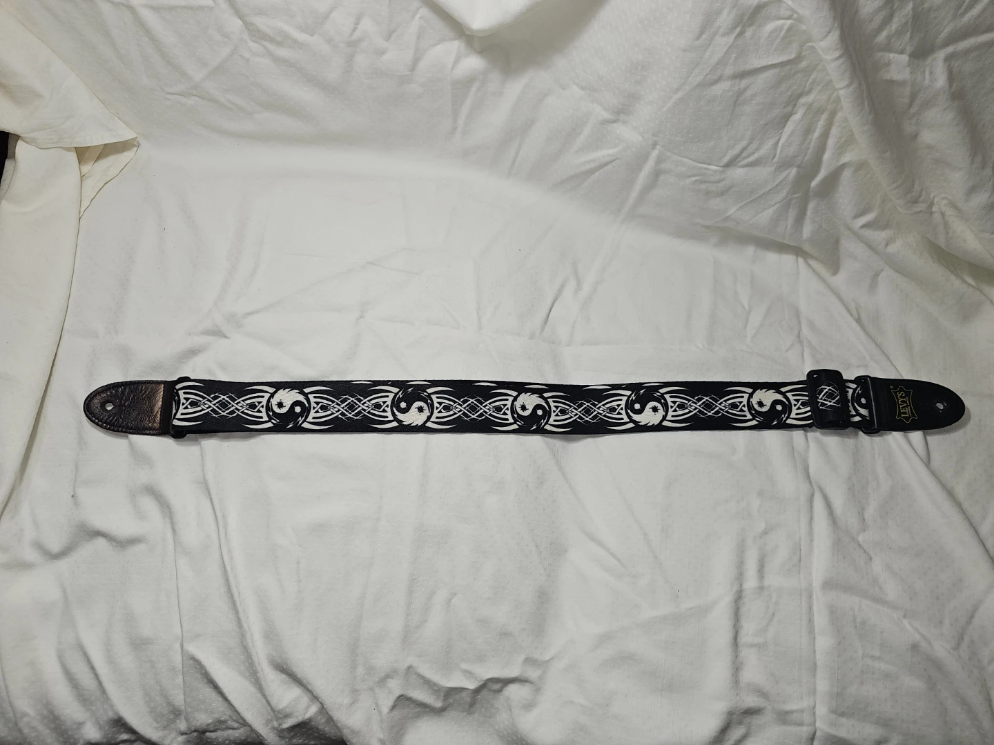 Guitar Strap with Yin Yang Design