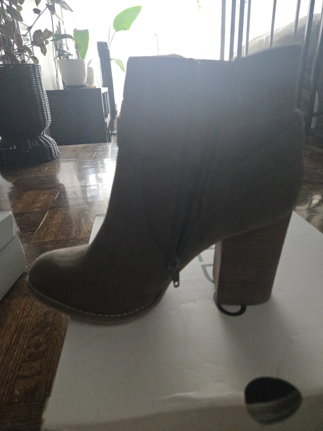 Aldo Women's Ankle Boots suze 8 - photo 3