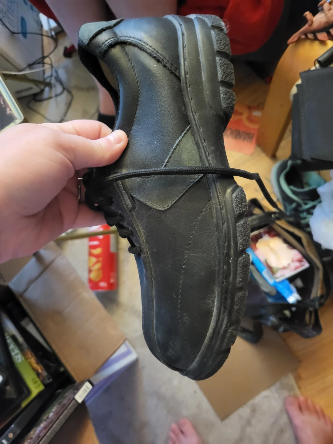 For sale Women's steel toed shoes. - photo 2