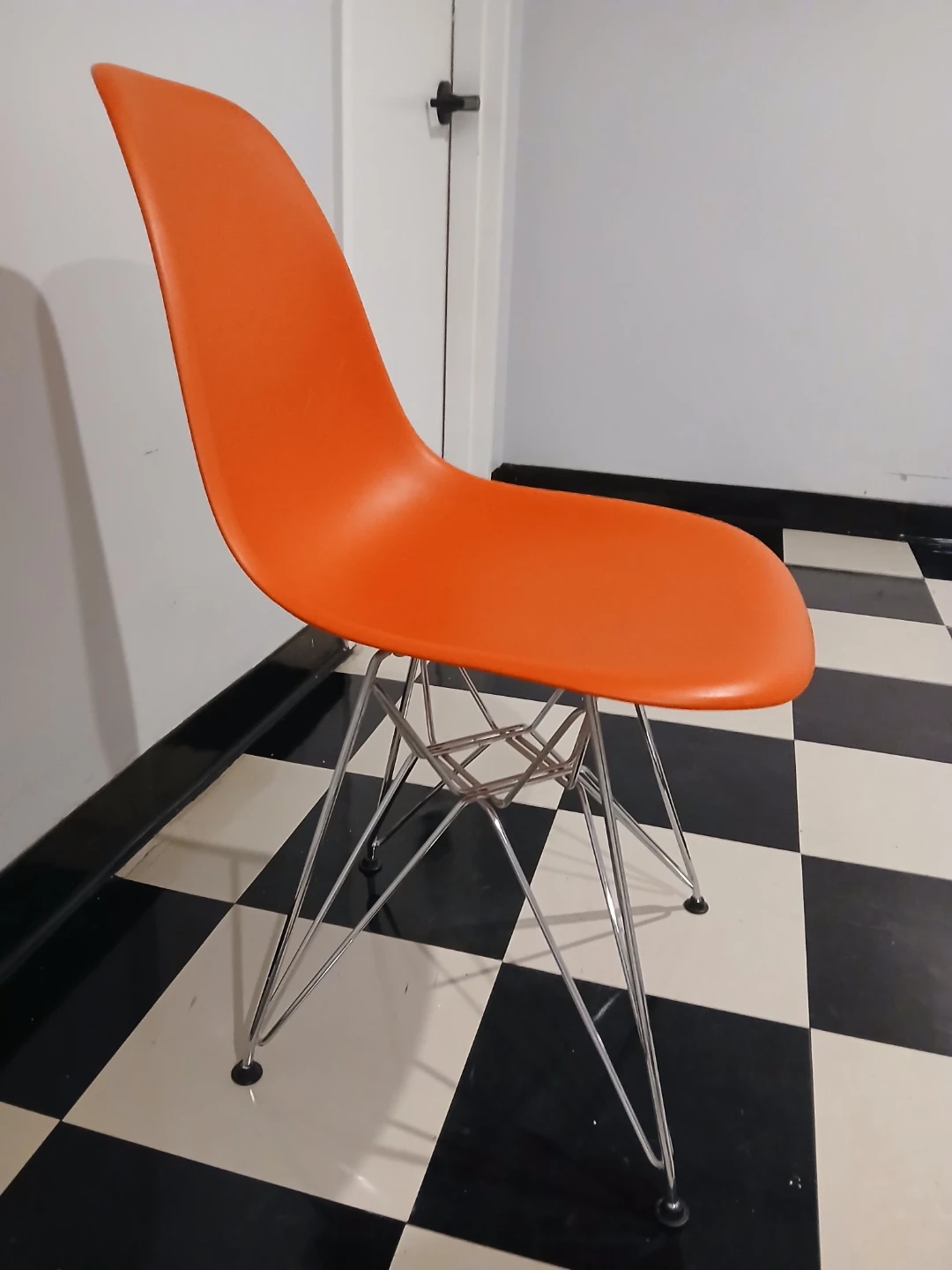 Orange Shell Chair - photo 5