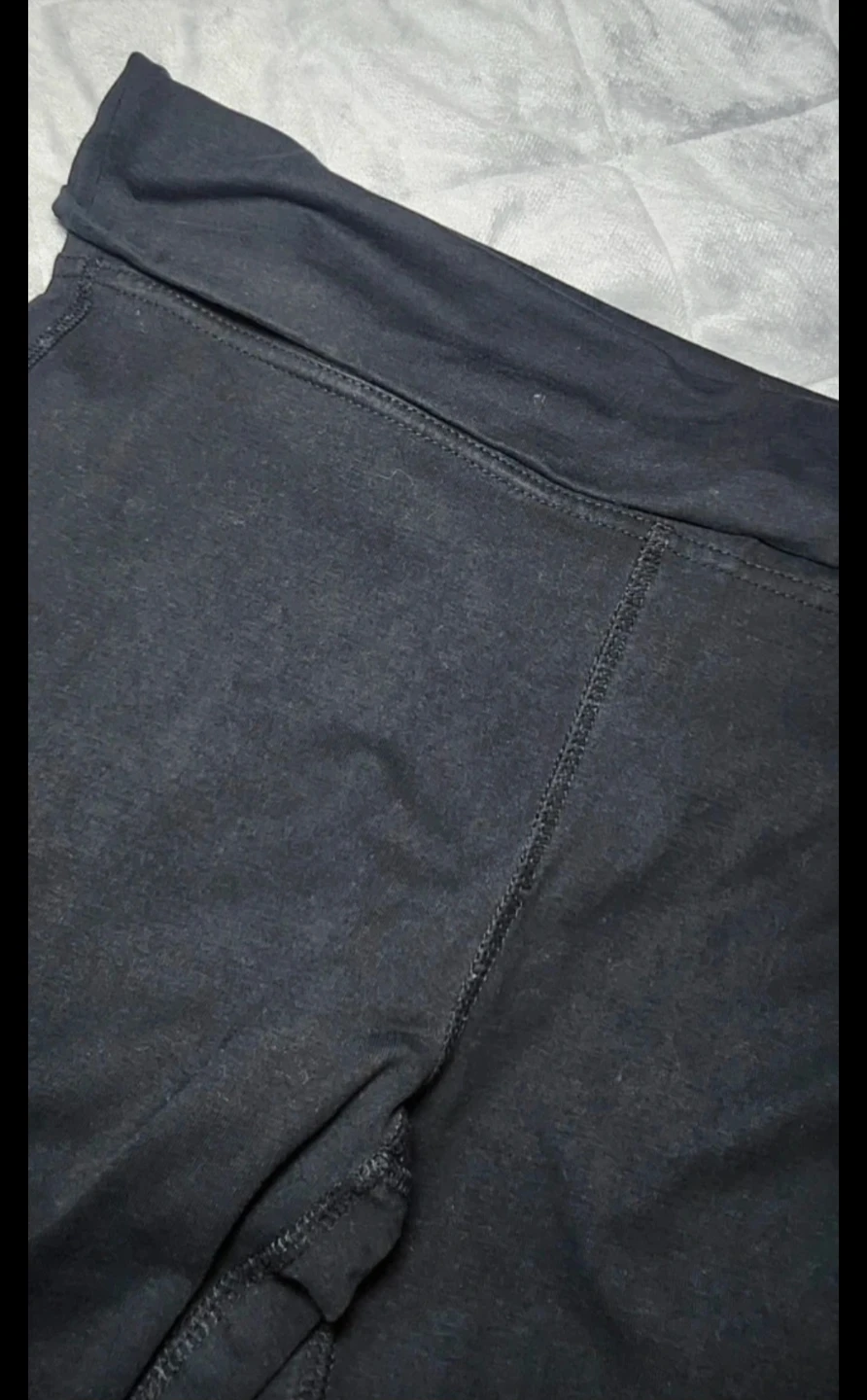 Forever 21 Black Yoga Pants - photo 3