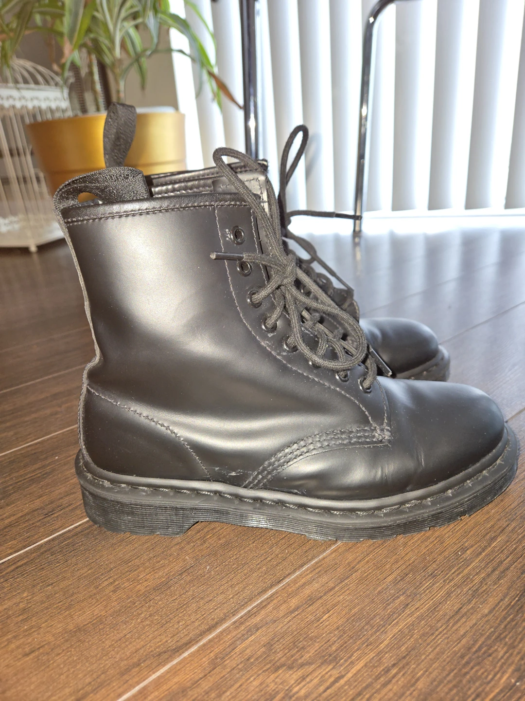 Dr. Martens black leather lace-up boots - photo 5