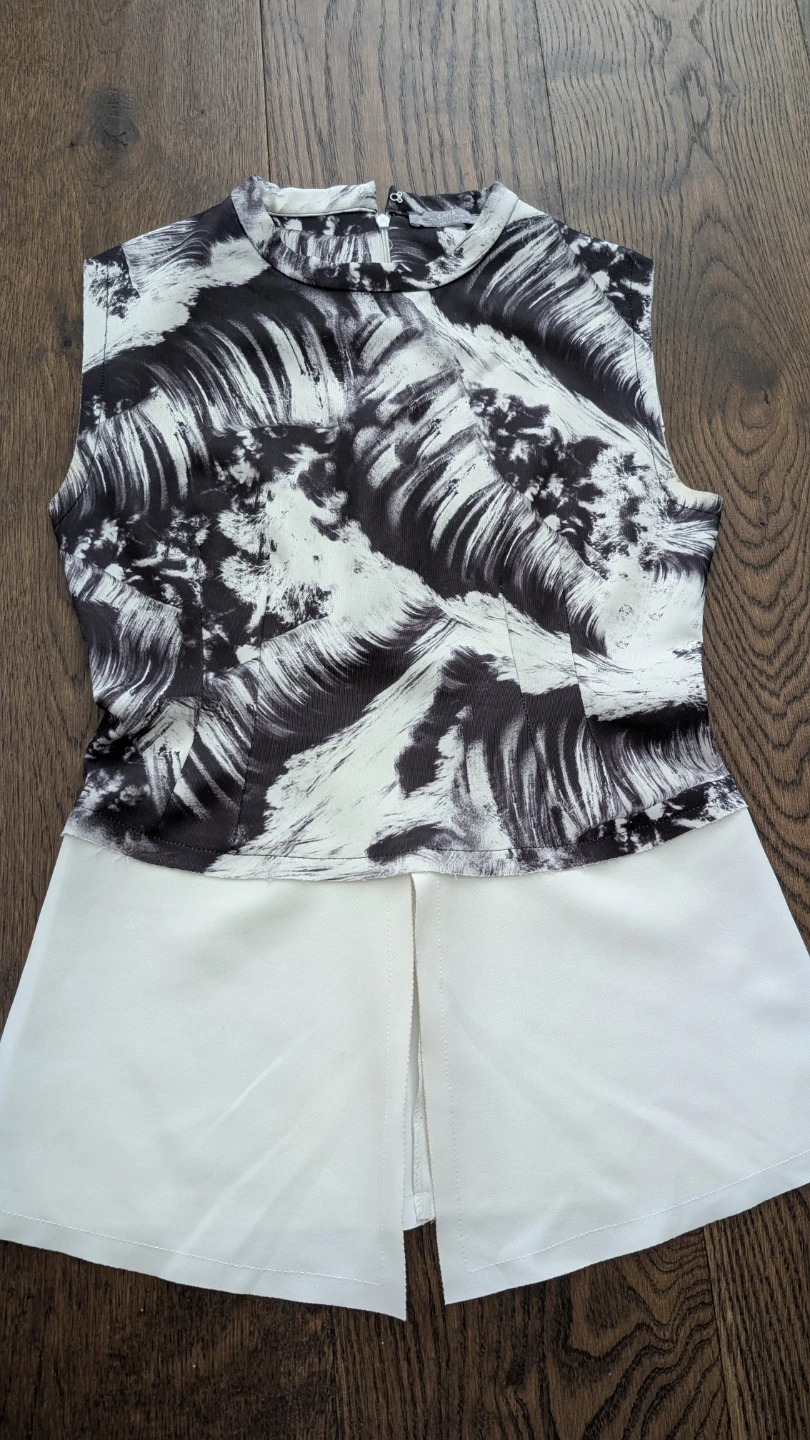 ZARA Black and White Print Sleeveless Top - photo 2