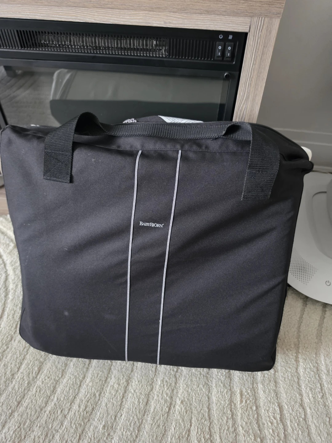 Baby Bjorn Travel Crib - photo 3