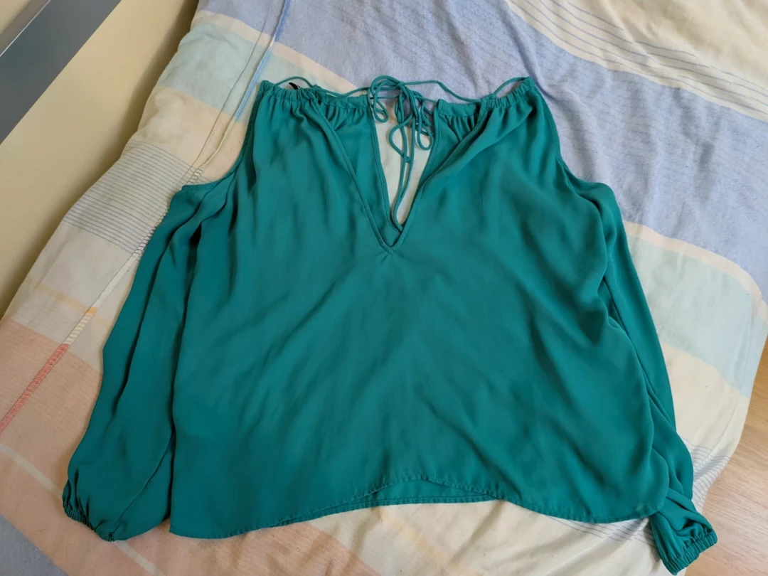 H&M Turquoise Cold Shoulder Blouse - photo 4