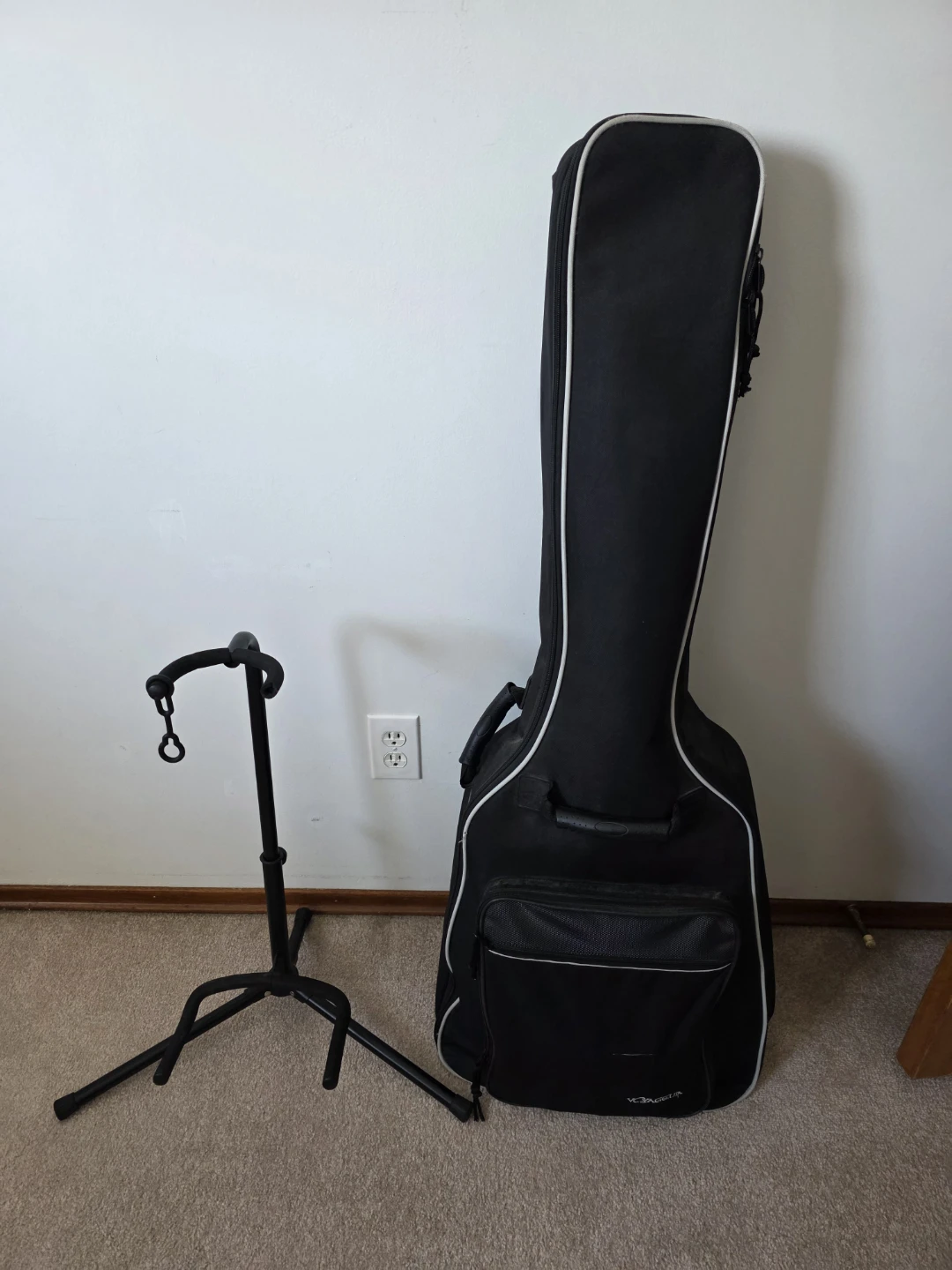 Briarwood YCL-1 Guitar with Case and Stand - photo 3
