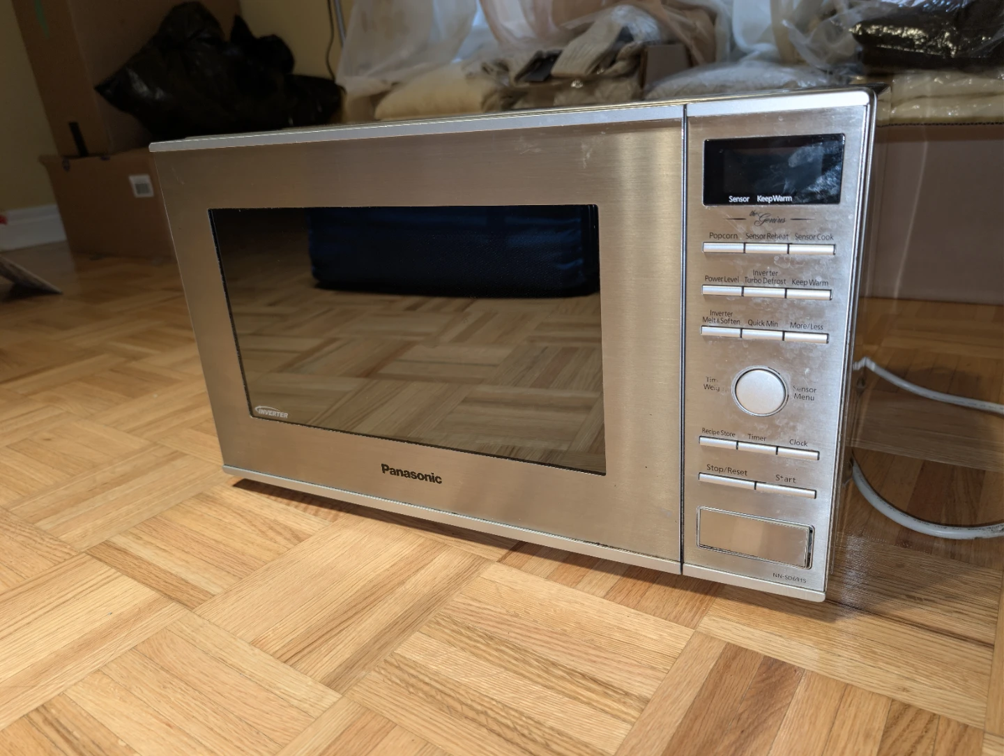 Panasonic Genius Inverter Microwave – NN-SD69 Series - photo 2