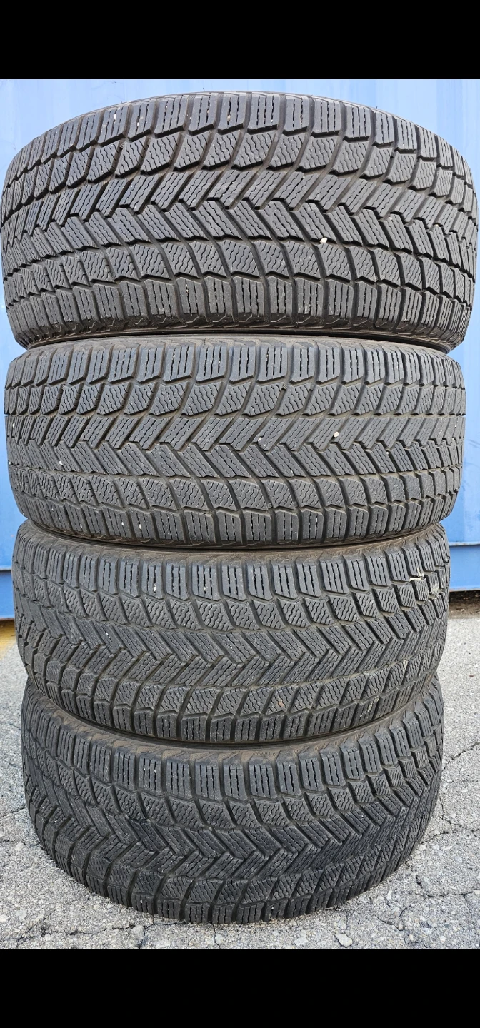 245/45 R20 MICHELLIN X-ICE SNOW TIRES