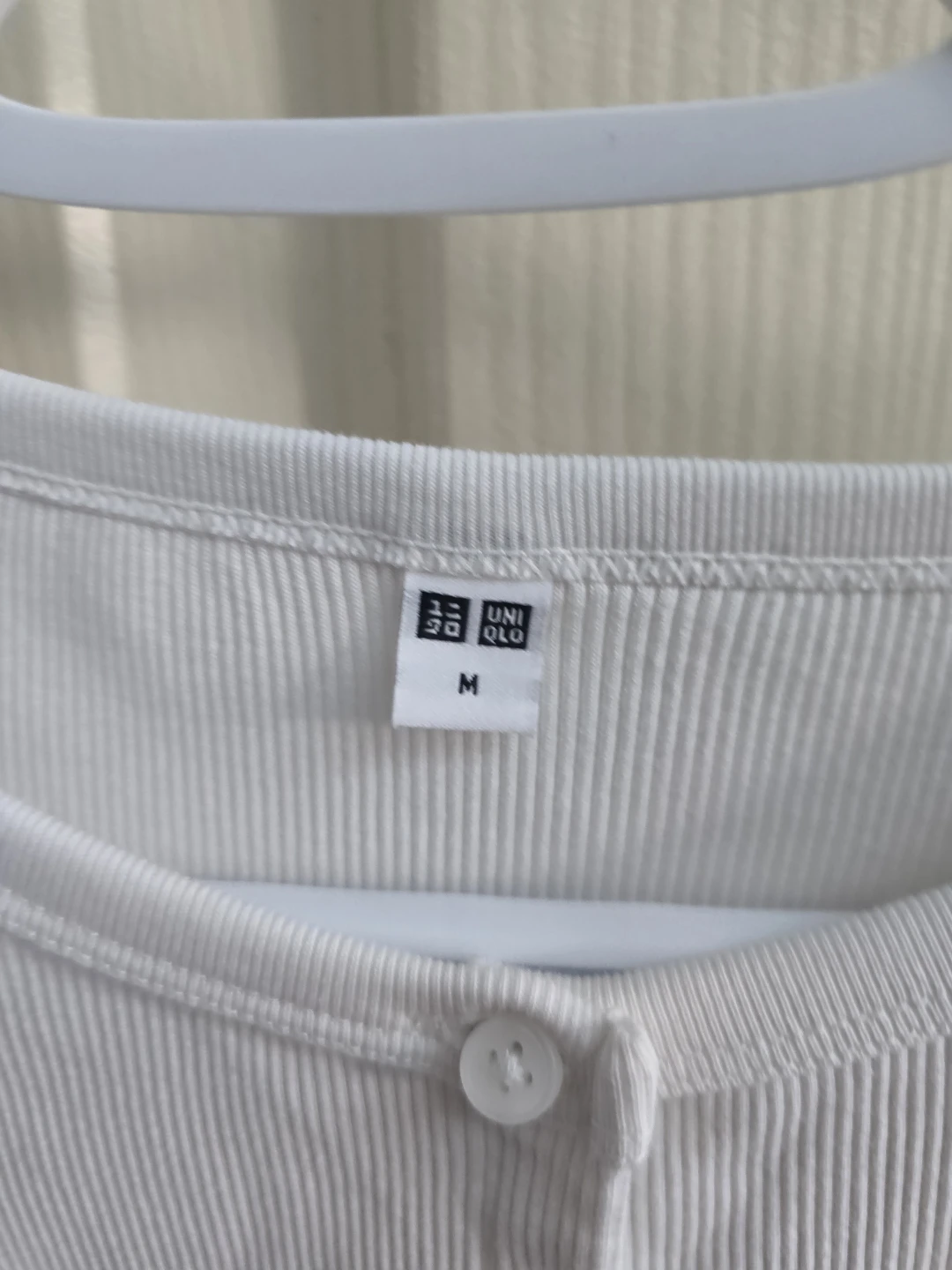 Uniqlo Long Sleeve Ribbed Henley Top - photo 2