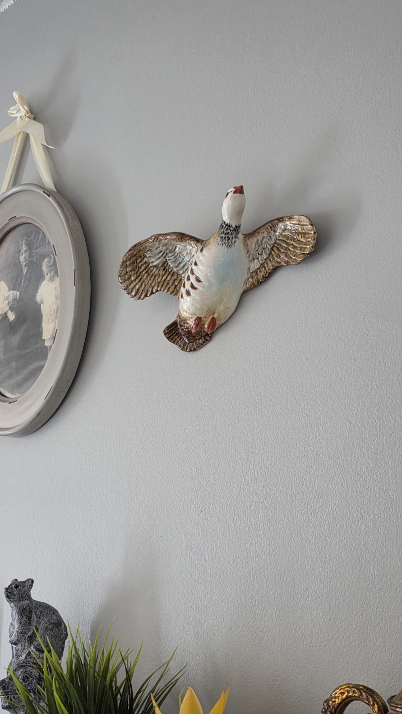 Vintage Decorative Ceramic Flying Bird Wall Plaque - photo 2