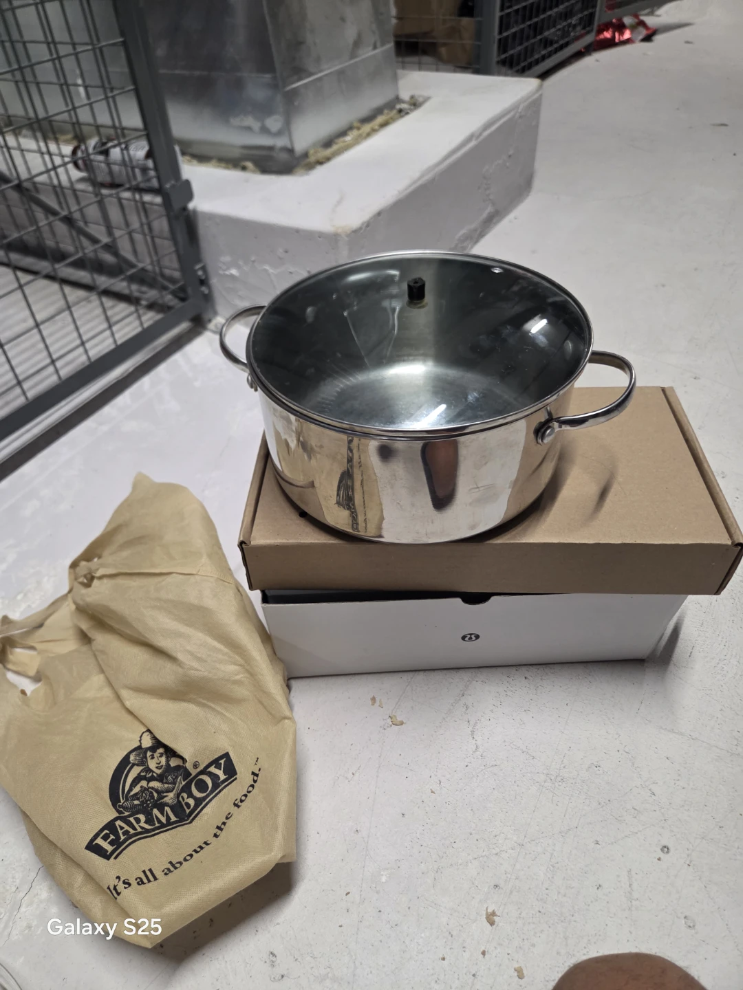Farm Boy Stock Pot with Lid
