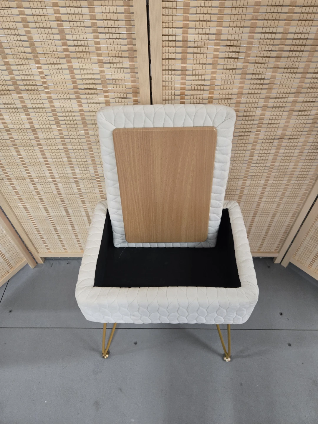 Quilted Storage Ottoman with Gold Hairpin Legs - photo 4