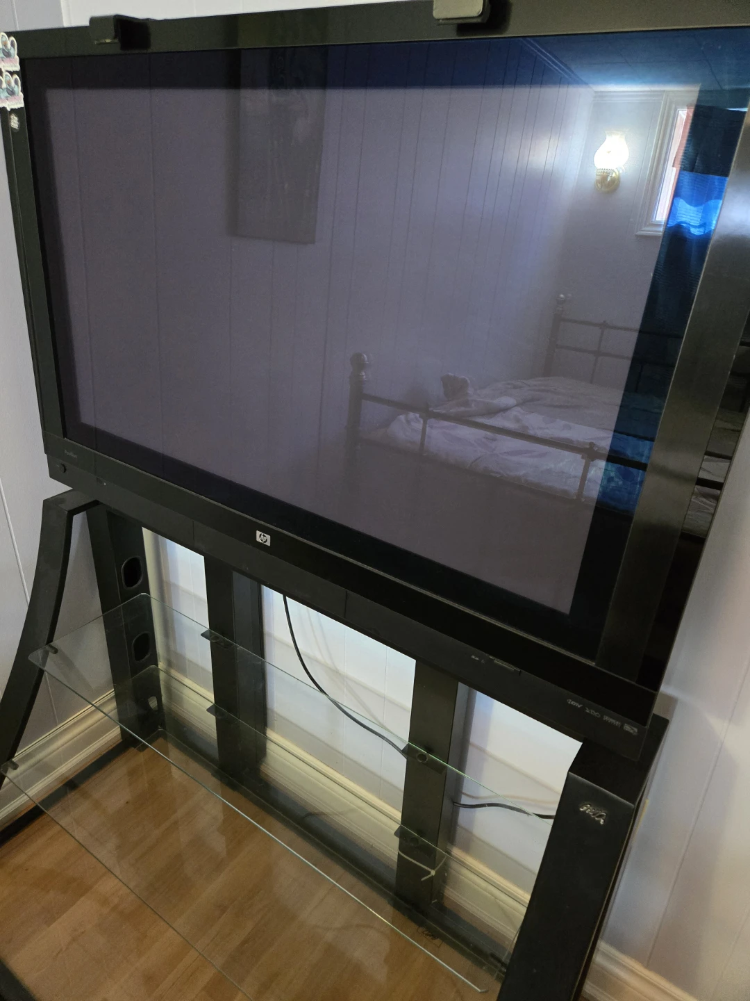 HP Pavilion 42" HD Plasma TV and stand