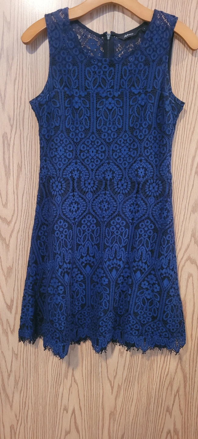 Reitmans Navy Blue Lace Dress - Size 8