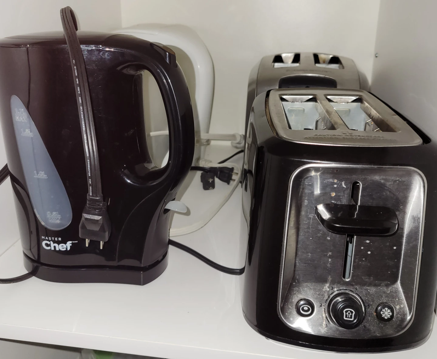 $15 each Electric Kettle or Toaster