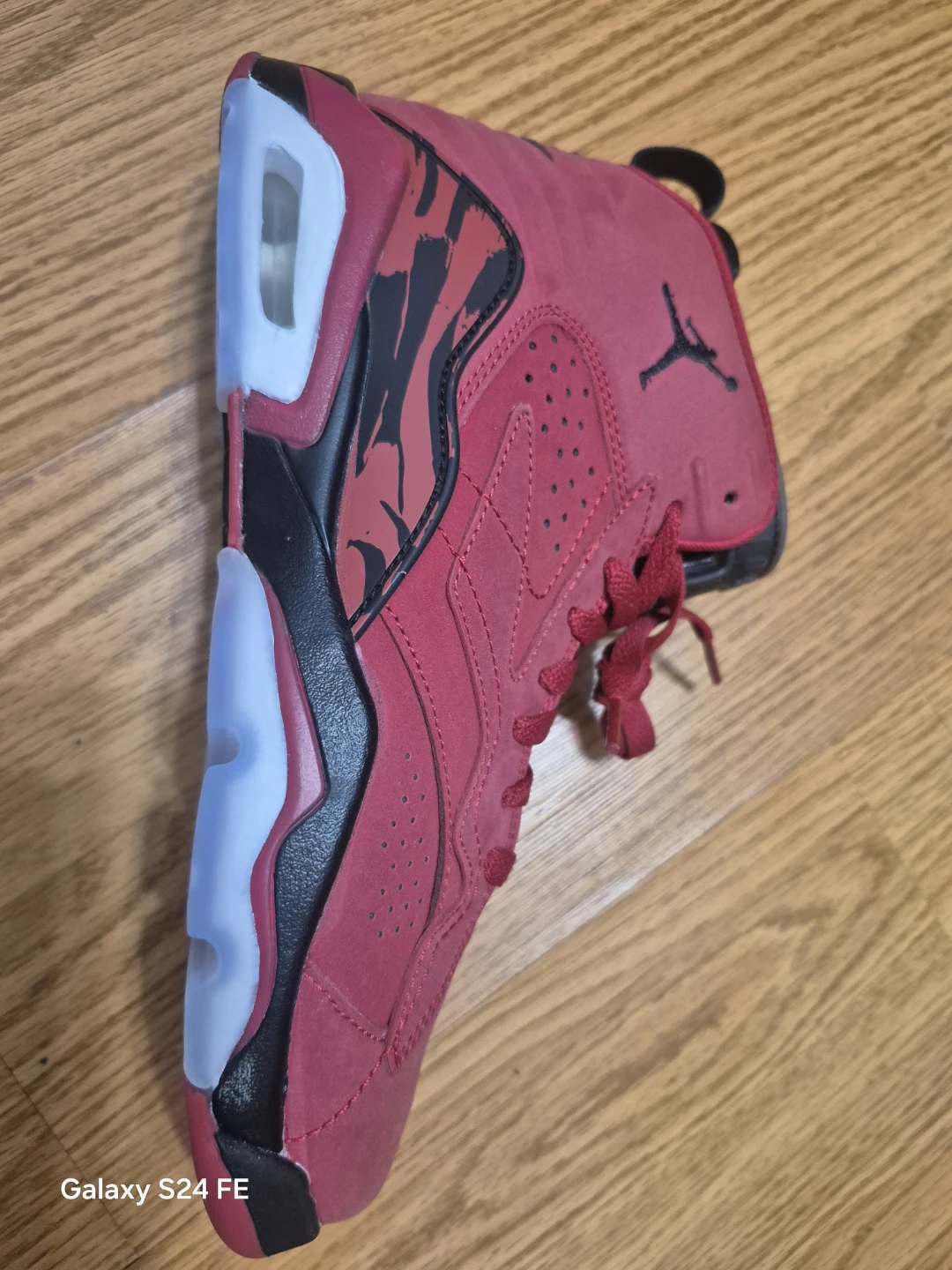 Air Jordan 6 Retro Red Suede Sneakers - photo 5