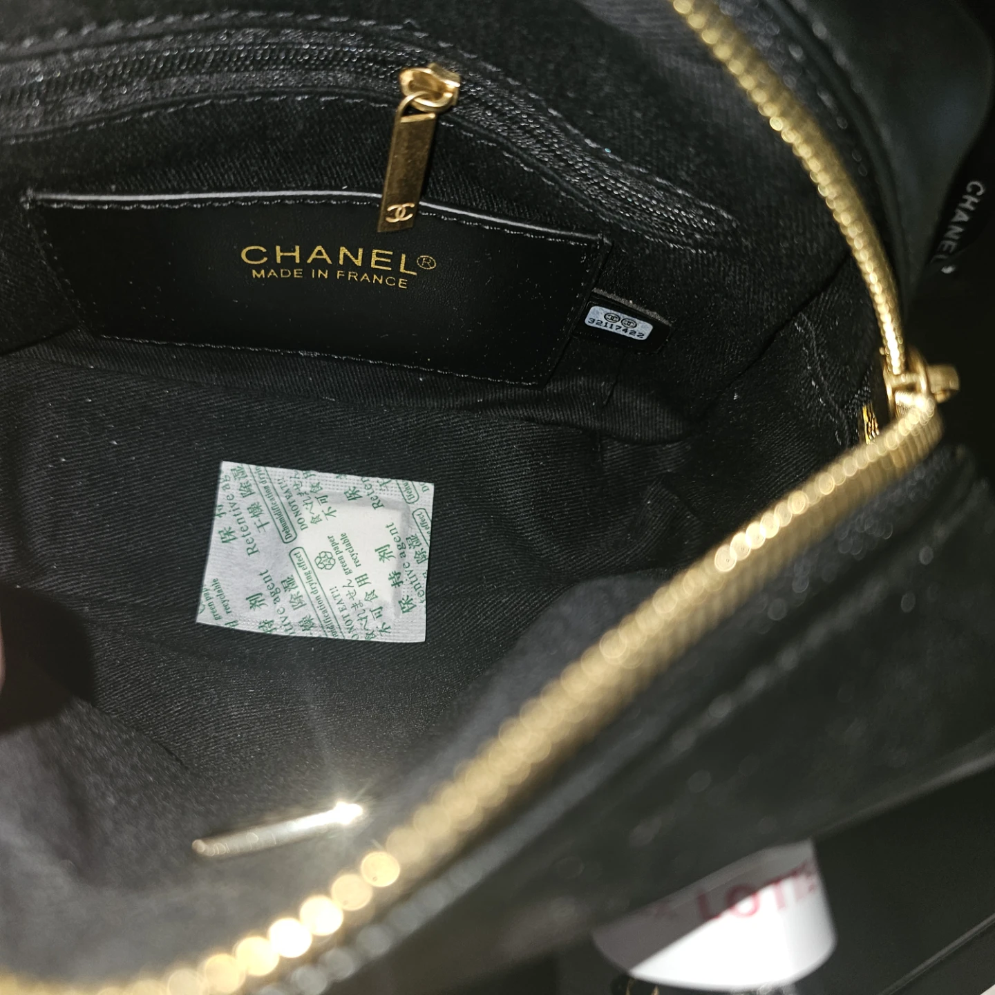 CHANEL Quilted Black Leather Vanity Case Bag Gold Hardware - photo 2