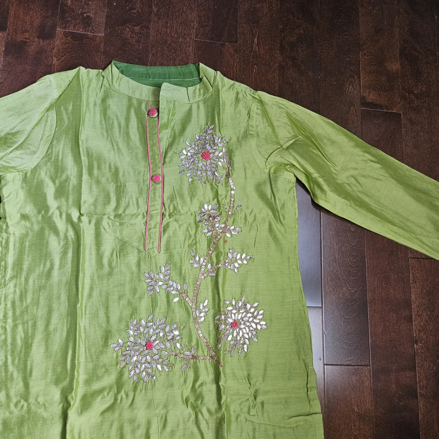 Women heavy embroidery kurti size 46 - photo 2