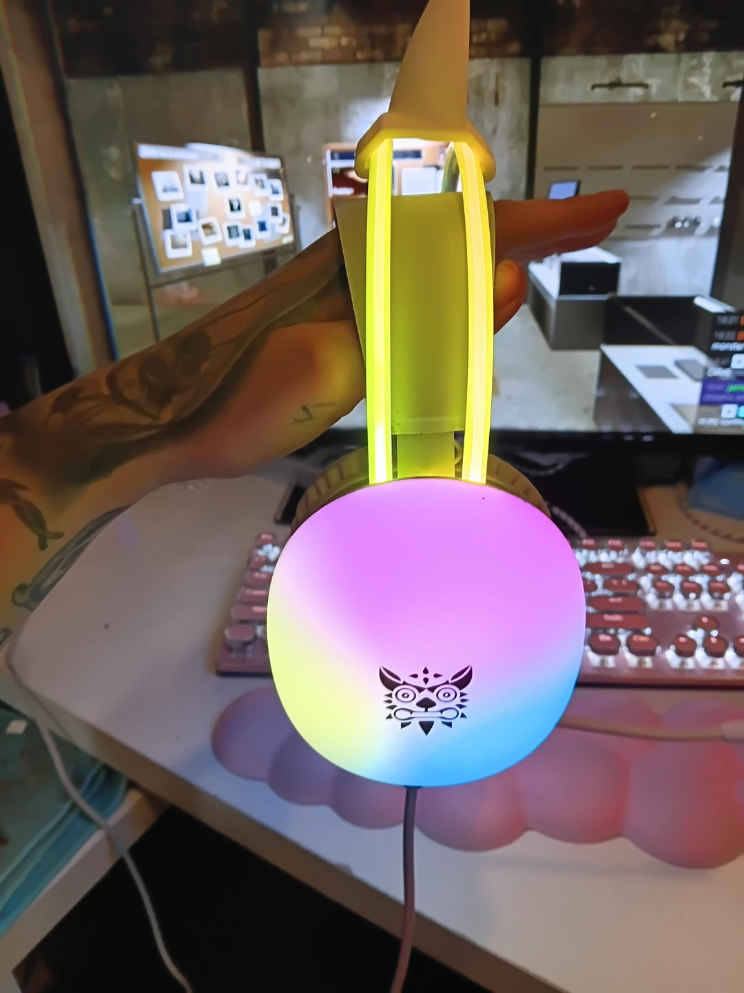 LED Cat Ear Headphones - photo 2