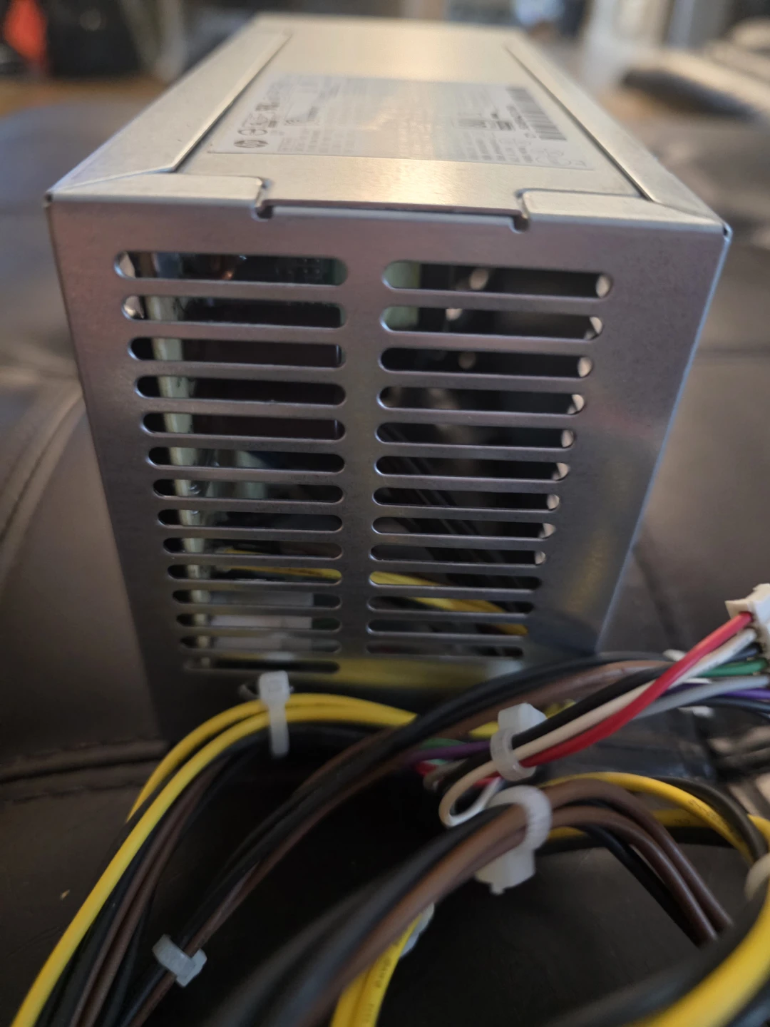 HP EliteDesk 800 G4 SFF 250W Power Supply Unit - photo 3