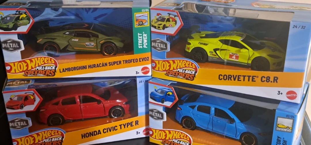 Hot Wheels Pull-Back Speeders Toy Die-Cast Cars x 4 - photo 2