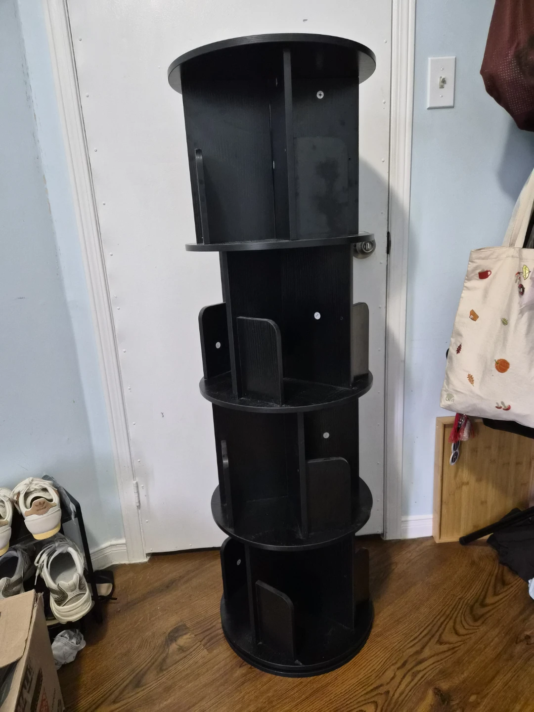 Black Rotating Display Shelf - photo 3