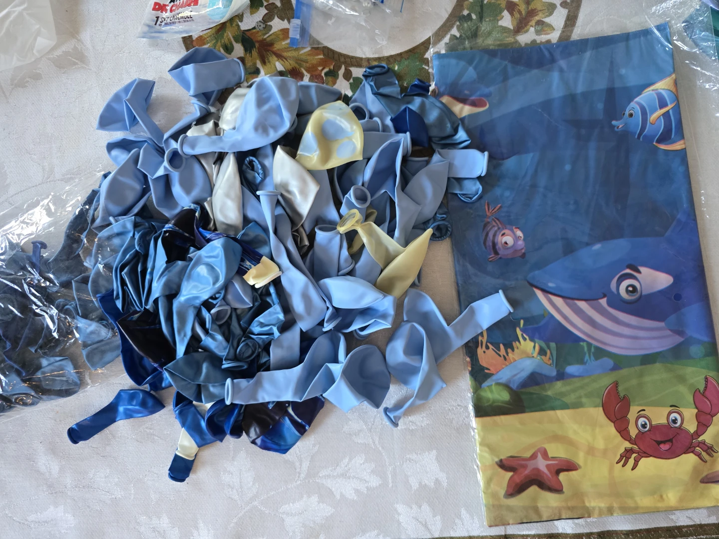 Ocean Themed Party Balloon and Backdrop Set