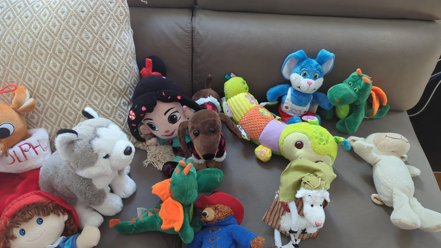 Assorted Plush Toys washed - photo 3