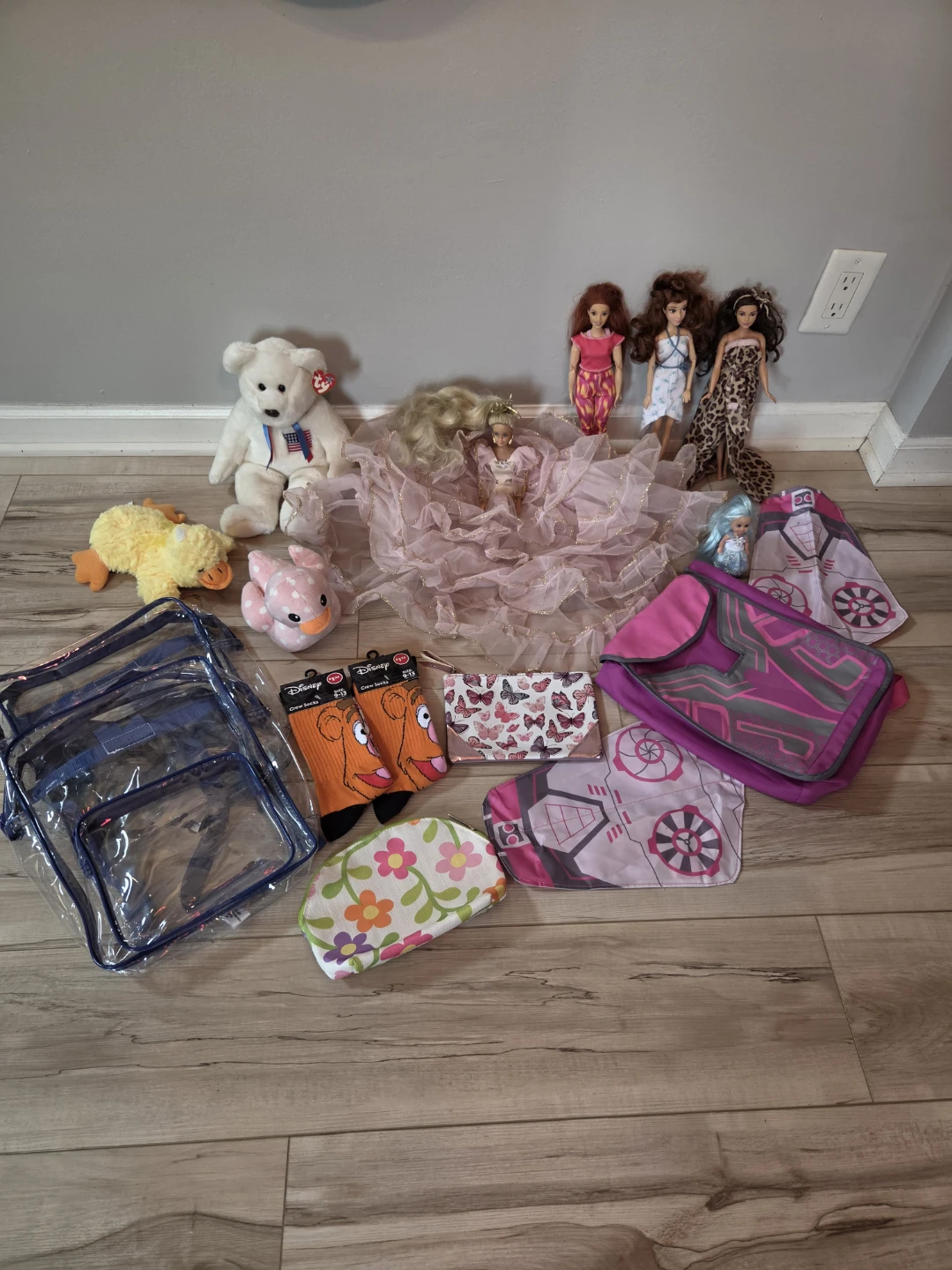 Toy Bundle Dolls, Plush, & Bags