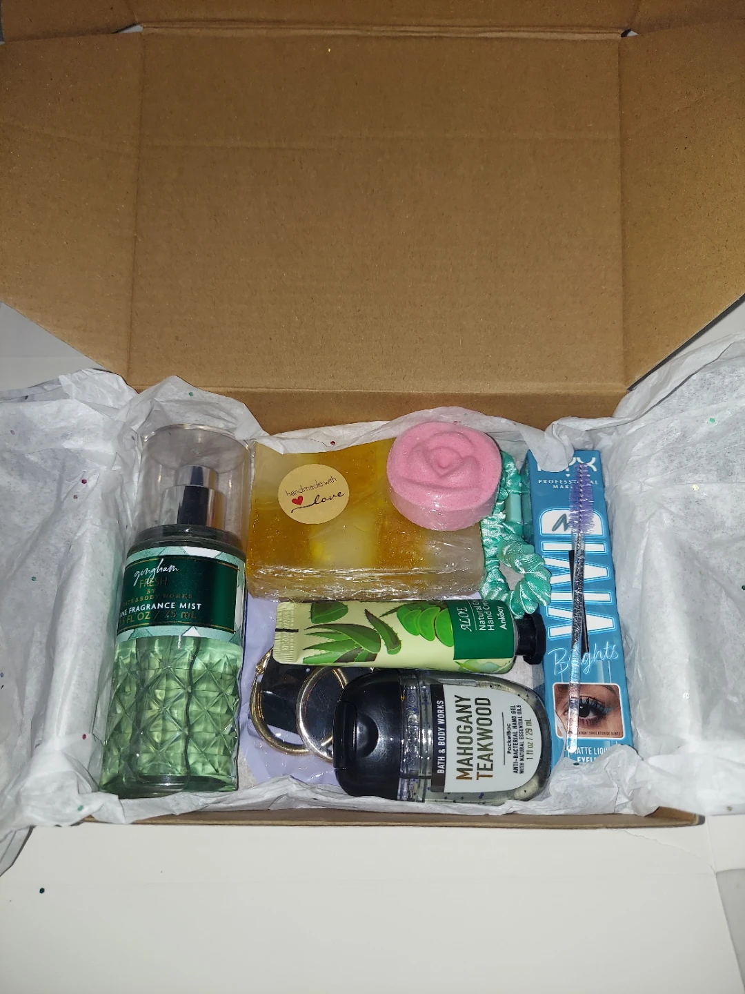Fresh and flirty Gift Set - photo 3