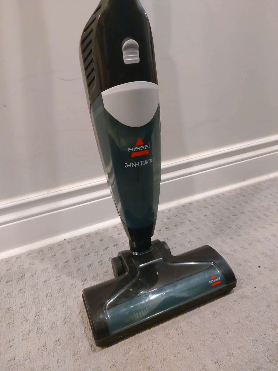 Bissell 3-in-1 Turbo Lightweight Vacuum - photo 3