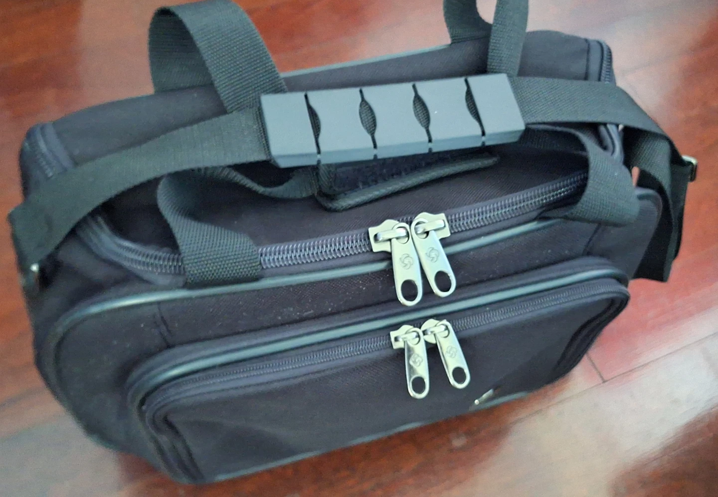 Samsonite Black Hand Carry Travel Bag - photo 3