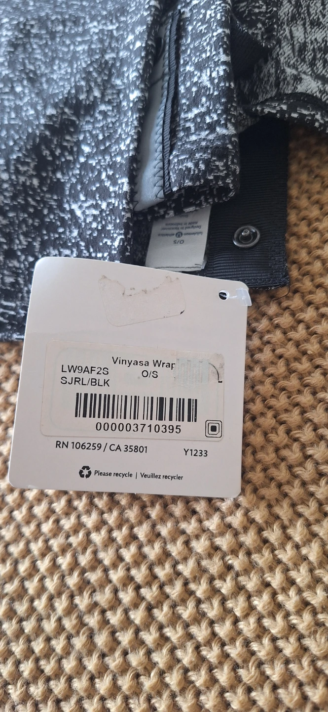 Lululemon wrap - photo 5
