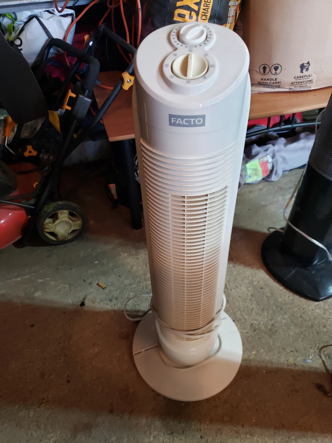 FACTO Tower Fan