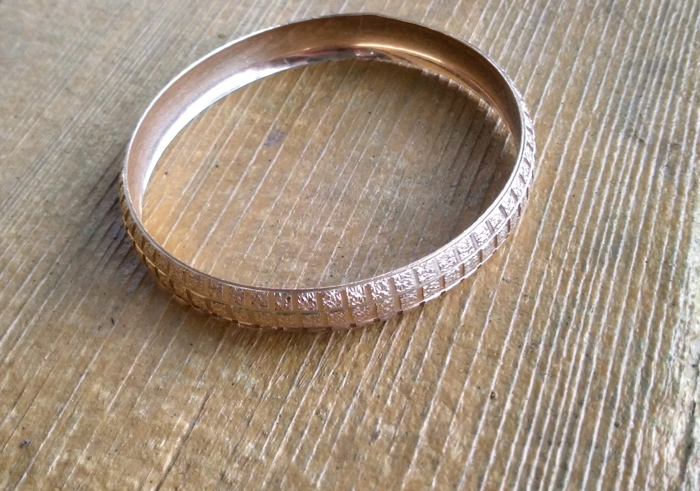 10K Gold Etched Bangle Bracelet
