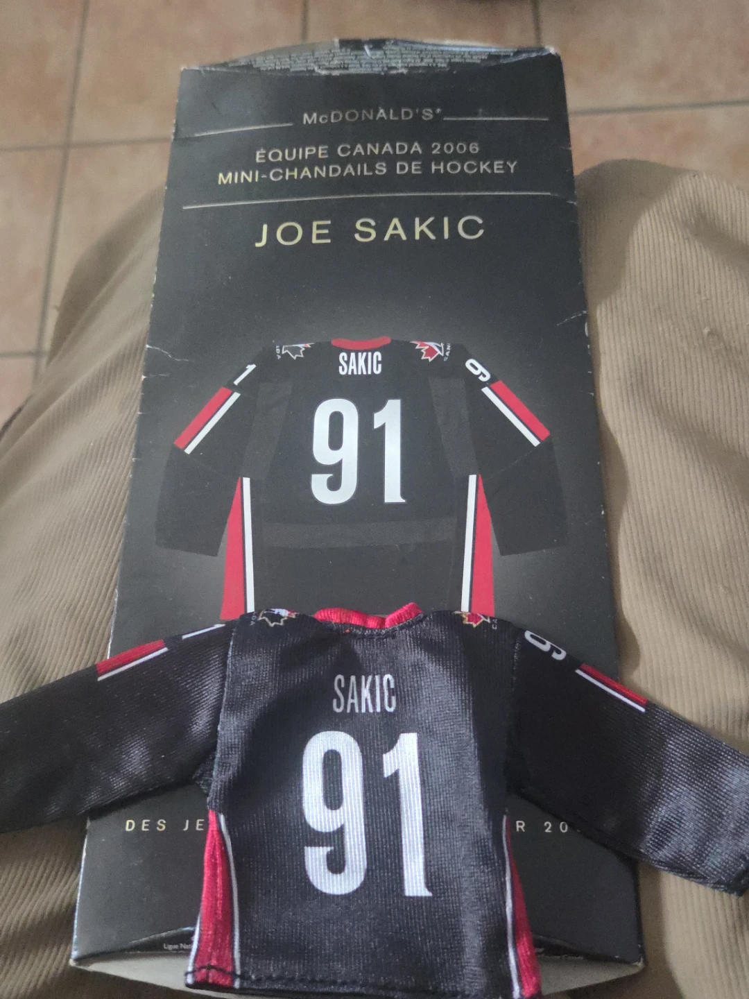 Jarome Iginla & Joe Sakic Mini Hockey Jerseys McDonald's - photo 2