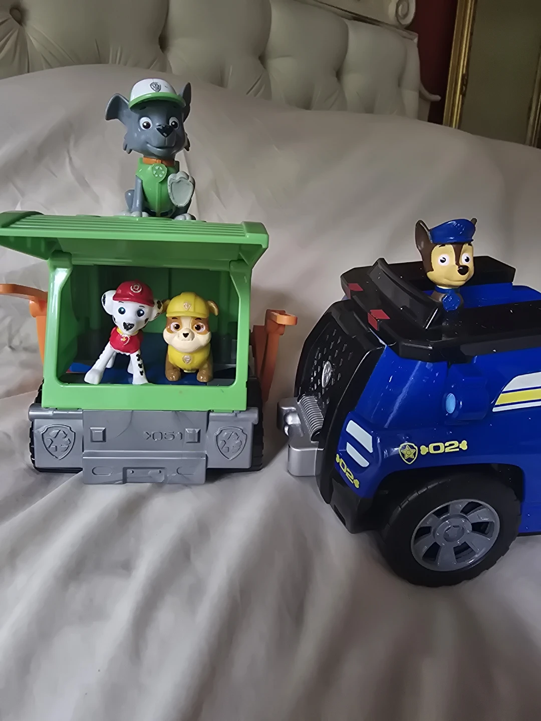 Paw Patrol Toy Vehicles and Figures - photo 5
