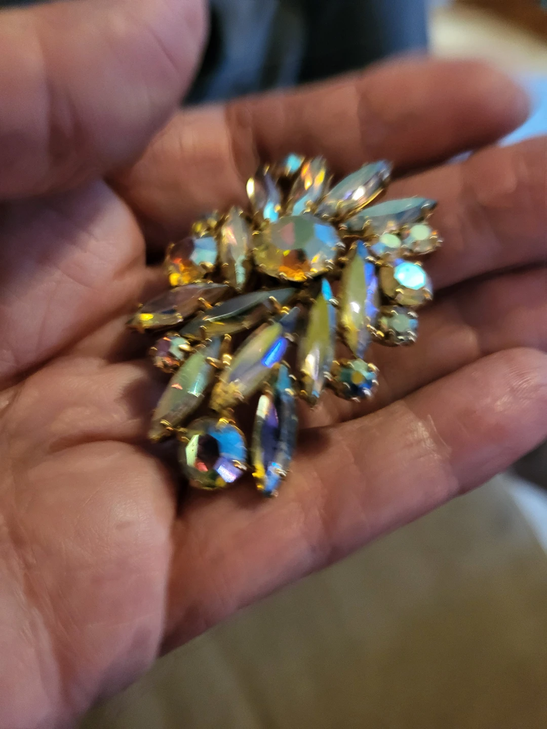 Vintage Aurora Borealis Rhinestone Brooch