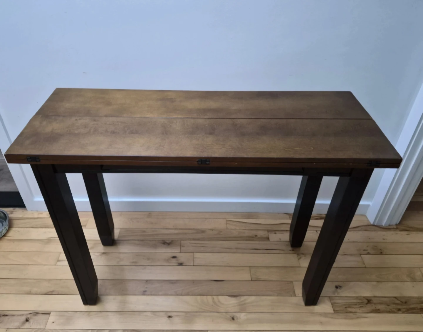 Walnut Kitchen Table with Expandable Leaflets