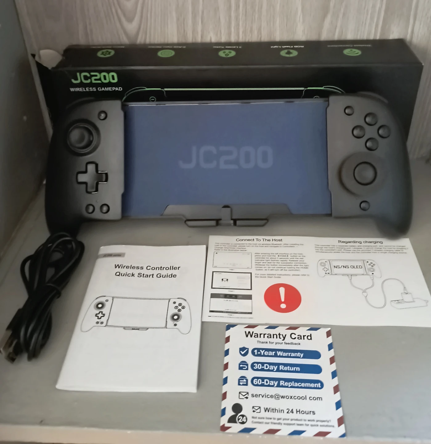JC200 Wireless Gamepad Controller