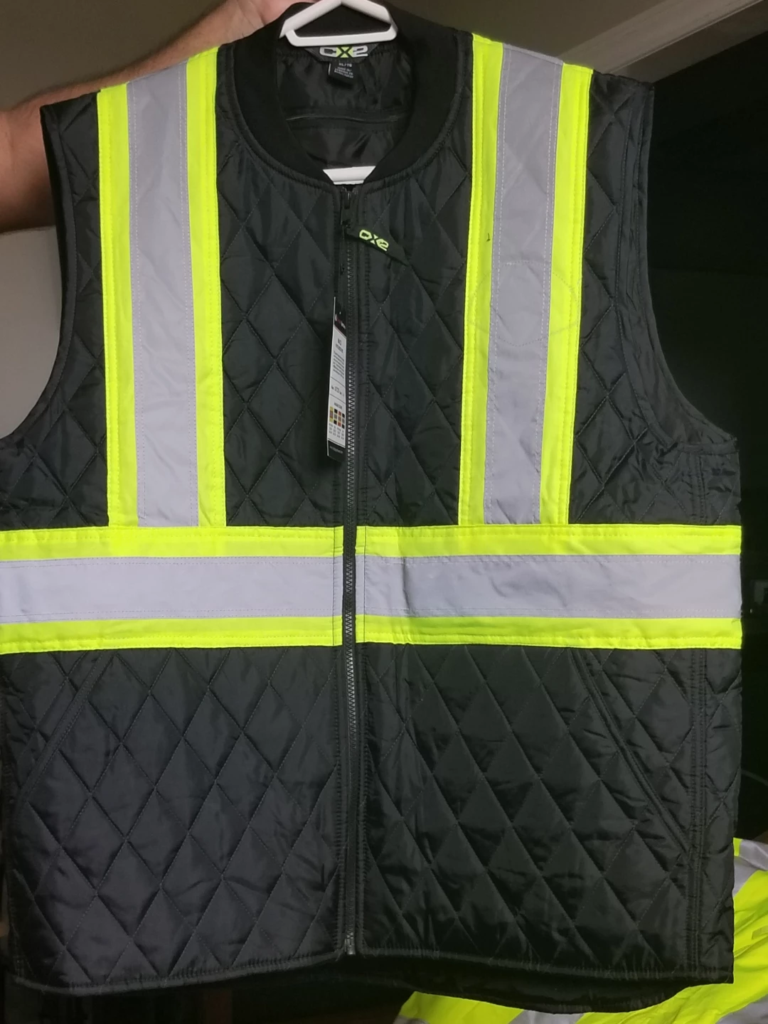 Brand-new Mack Hi-Vis Quilted Vest in size XL