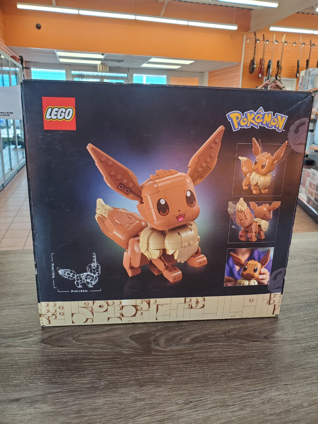 LEGO Pokemon Eevee Building Set - photo 2