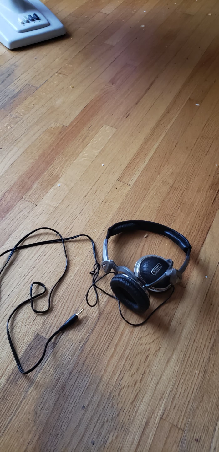 Cresyn Stereo Headphones C5-hp600 - photo 3