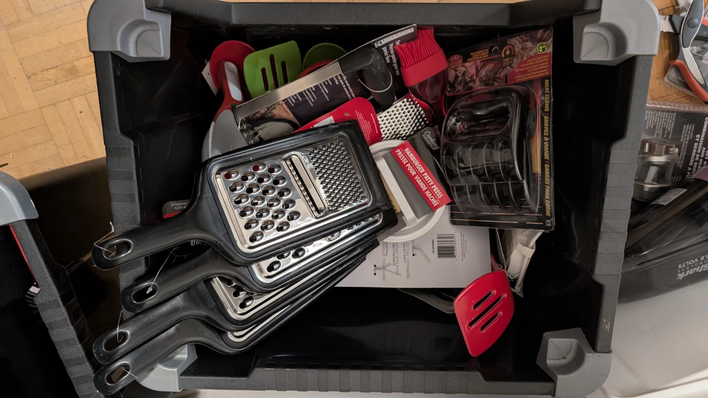 Assorted BNIB Kitchen Items & BBQ Tools
